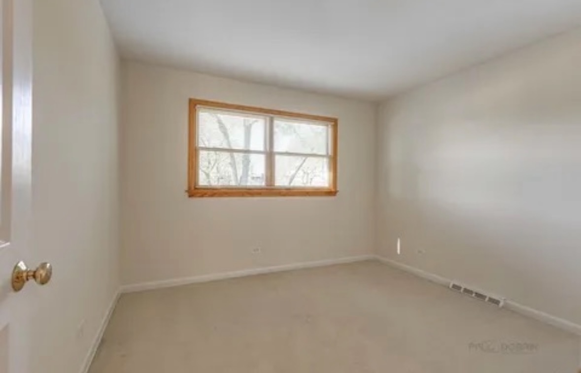 315 E VALLEY Lane, Arlington Heights, IL 60004