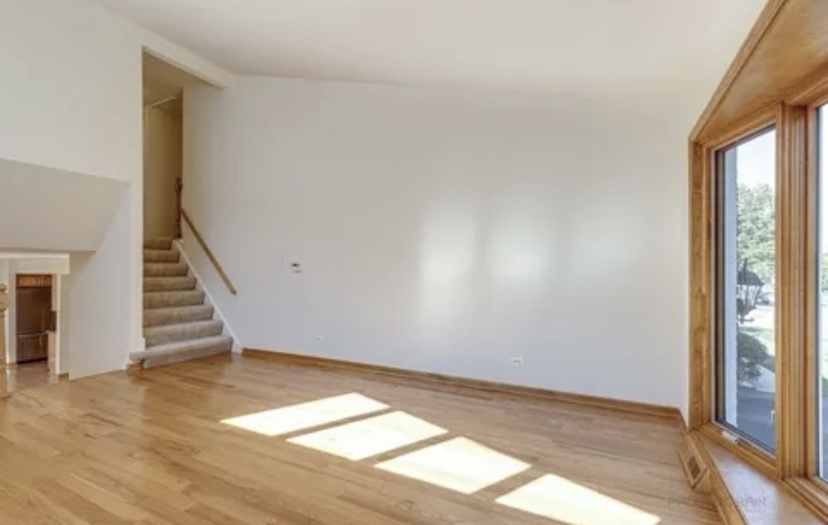 315 E VALLEY Lane, Arlington Heights, IL 60004