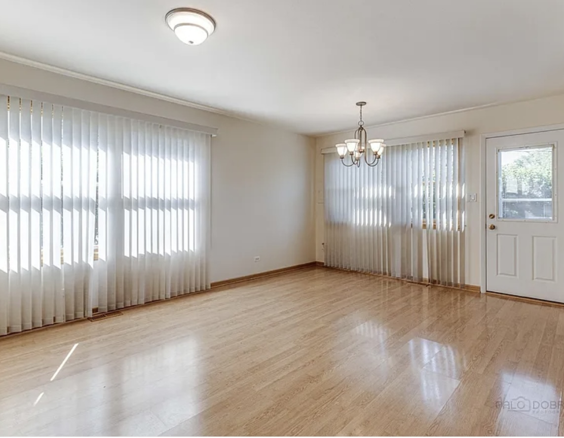 317 E VALLEY Lane, Arlington Heights, IL 60004
