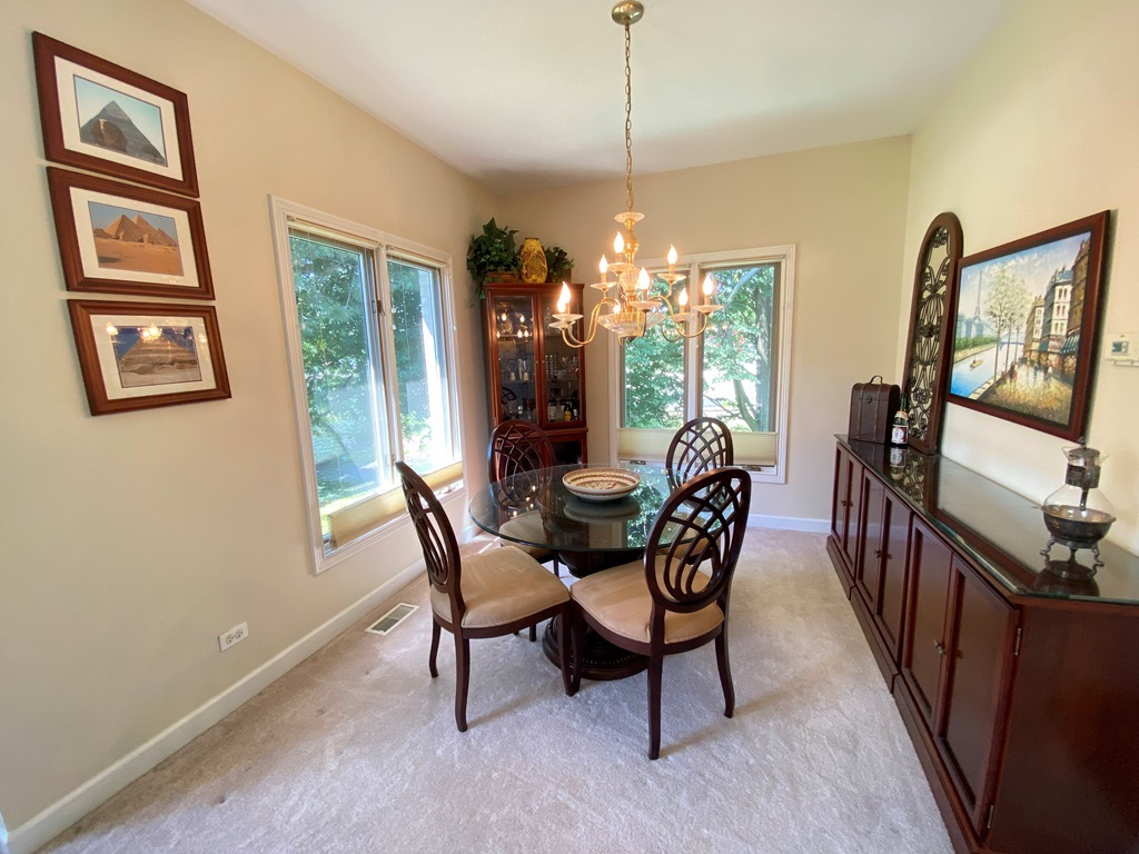 1681 Harris Drive, Aurora, IL 60502