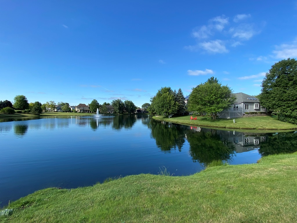 1681 Harris Drive, Aurora, IL 60502