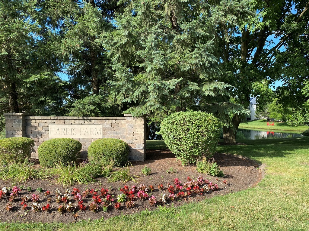 1681 Harris Drive, Aurora, IL 60502