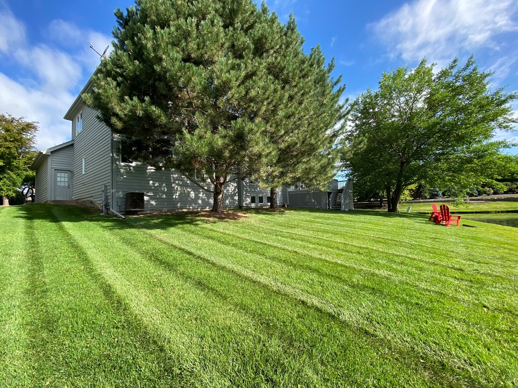 1681 Harris Drive, Aurora, IL 60502