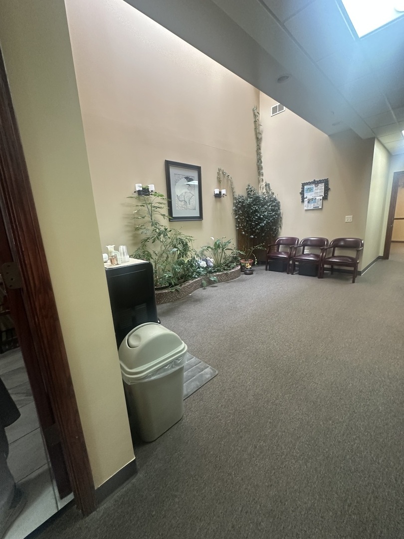 3845 McCoy Drive #105, Aurora, IL 60504