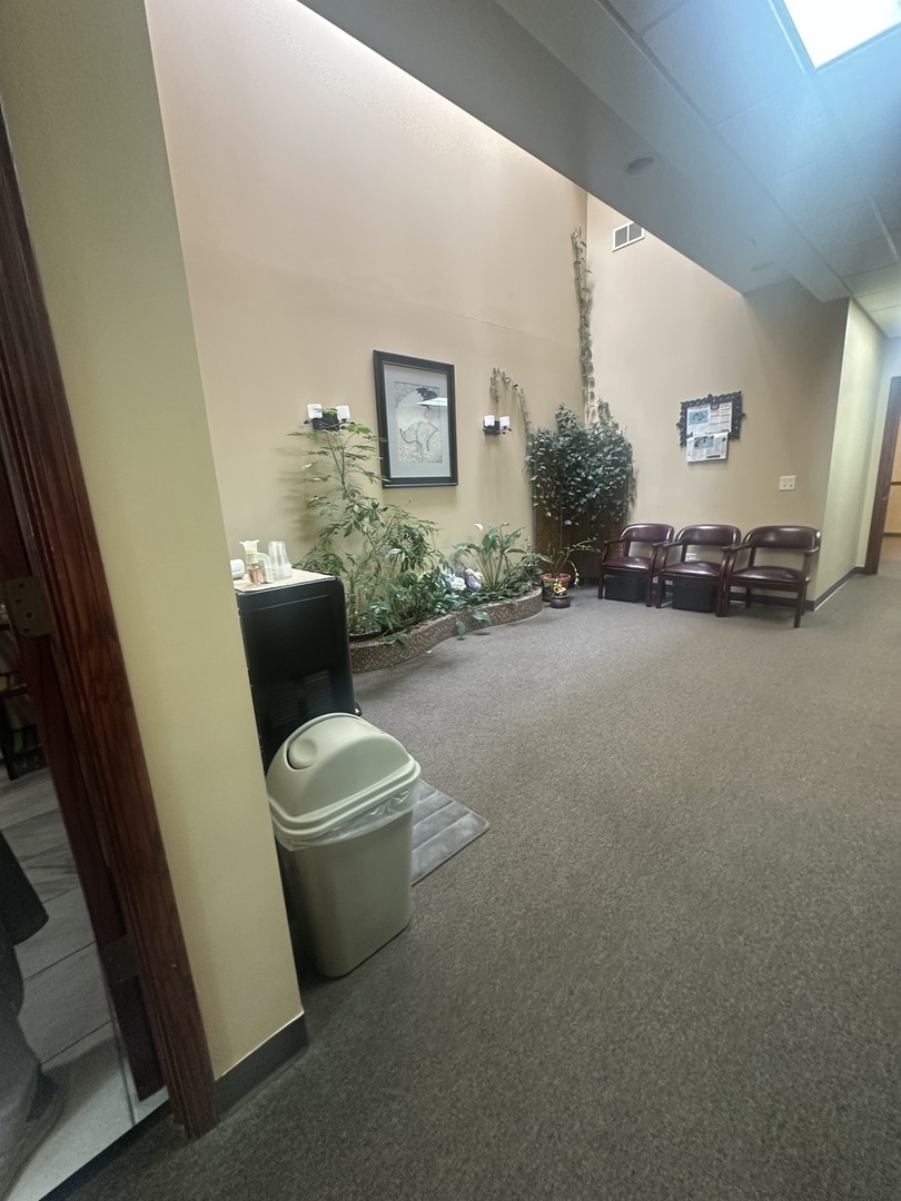 3845 McCoy Drive #105, Aurora, IL 60504