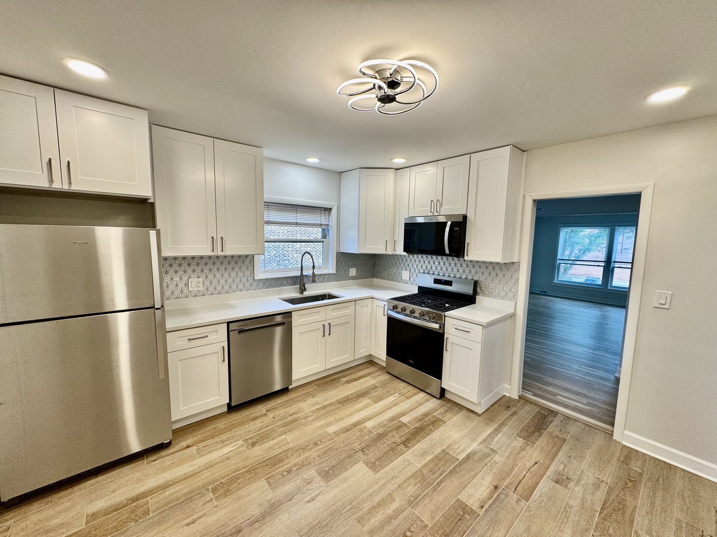 171 E Van Buren Street #2, Elmhurst, IL 60126