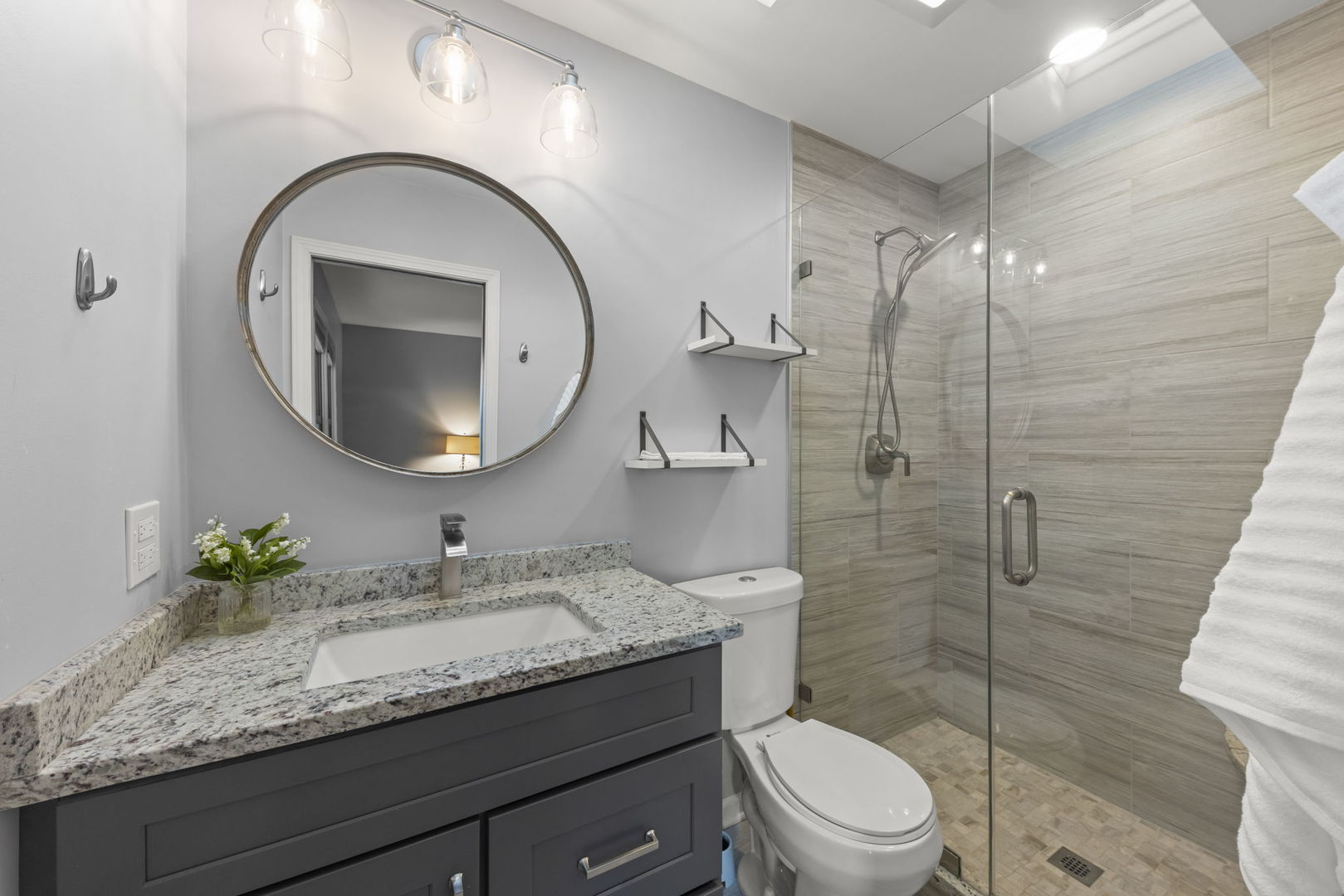 1001 Bay Hill Avenue, Naperville, IL 60565