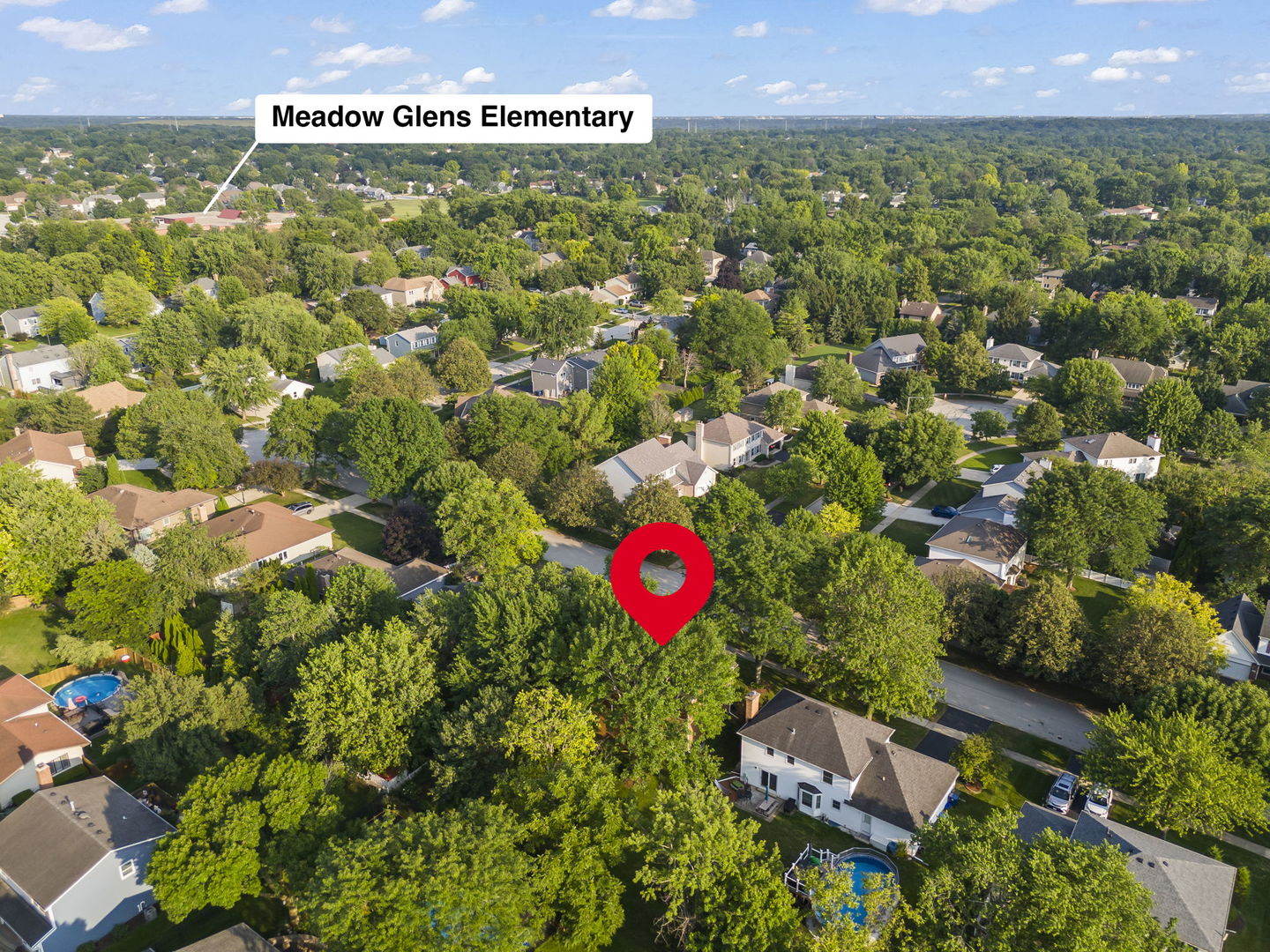 1001 Bay Hill Avenue, Naperville, IL 60565