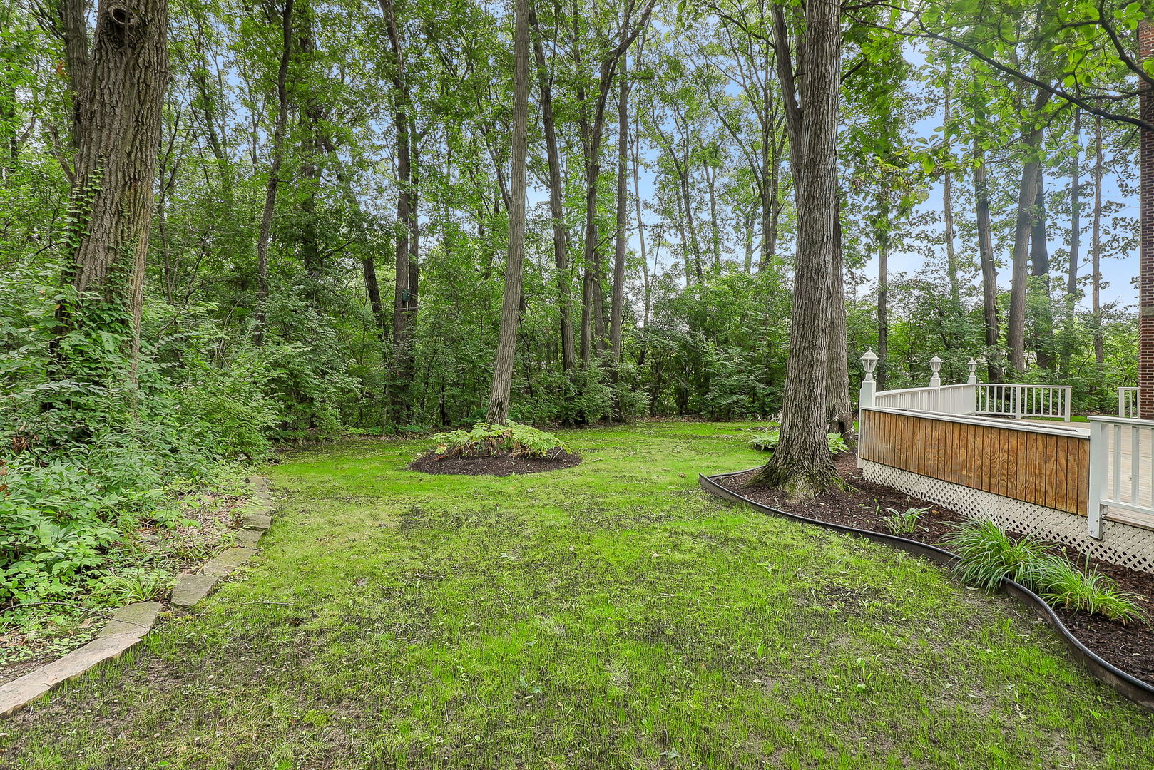 9660 PACIFIC Court, Burr Ridge, IL 60527