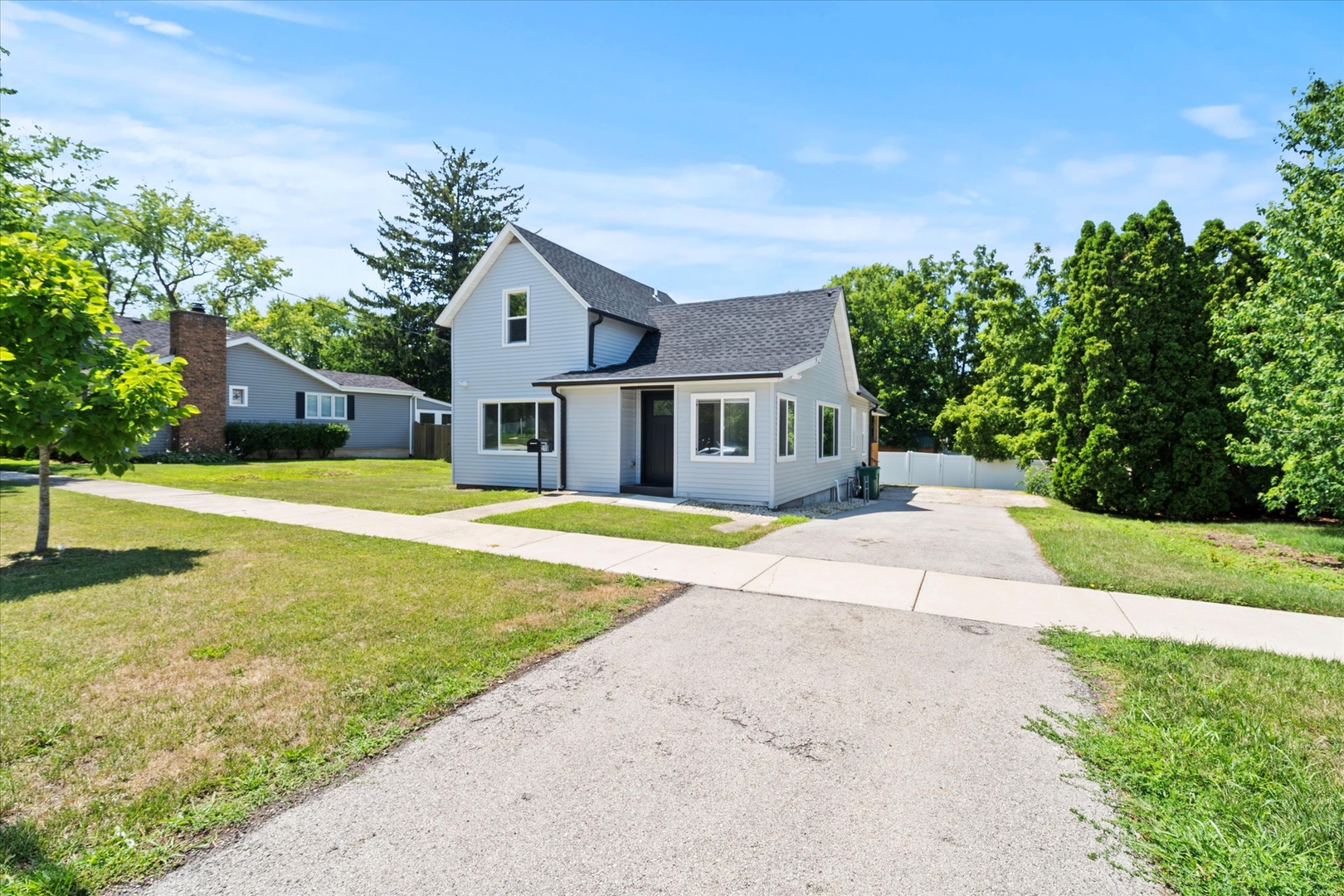 219 S Washington Street, Lockport, IL 60441