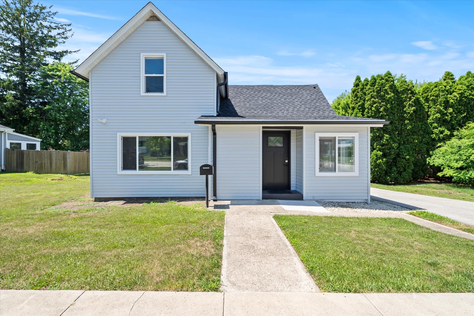 219 S Washington Street, Lockport, IL 60441