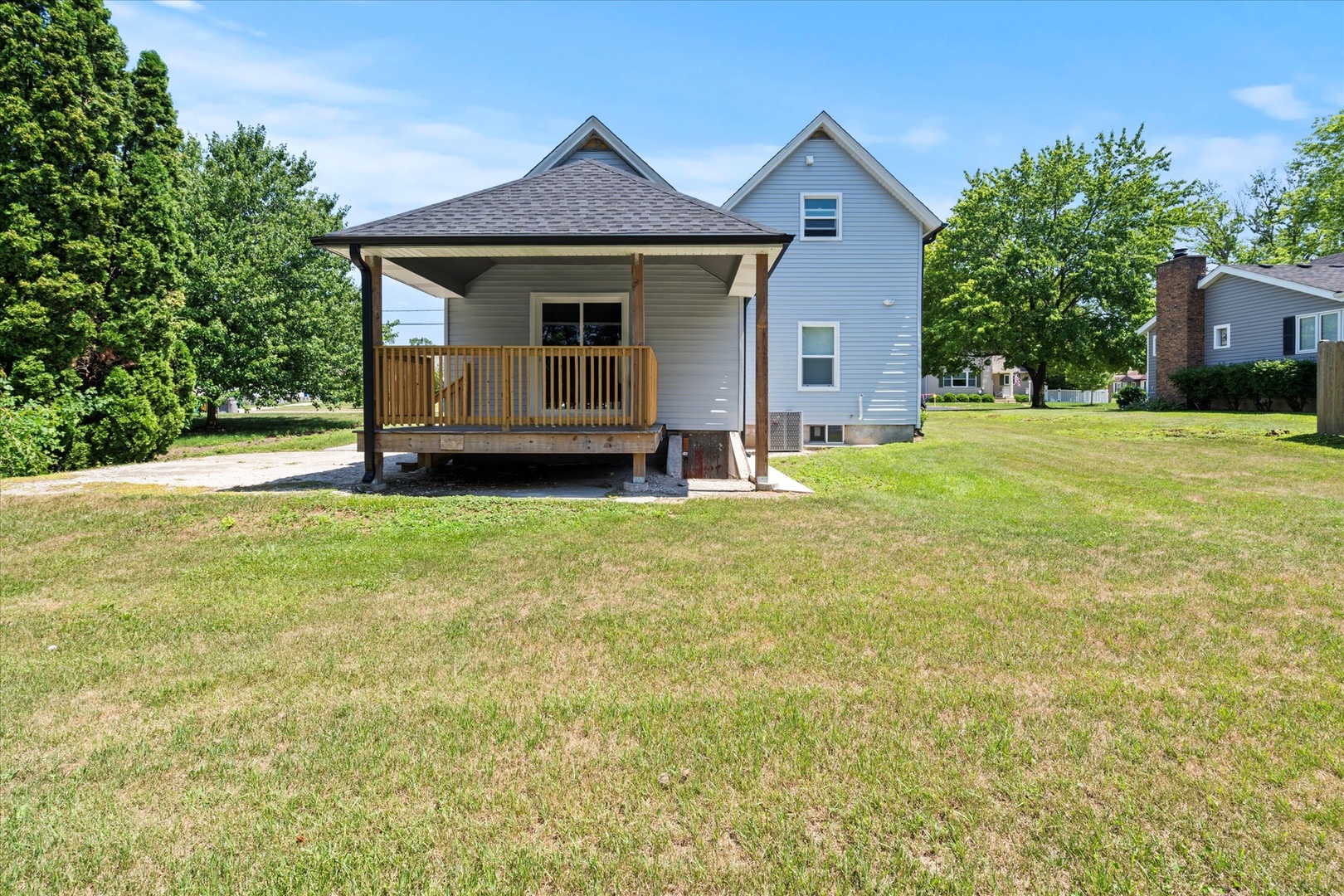 219 S Washington Street, Lockport, IL 60441