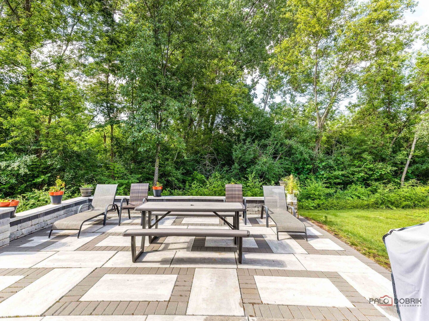 5564 Old Field Road, Long Grove, IL 60047