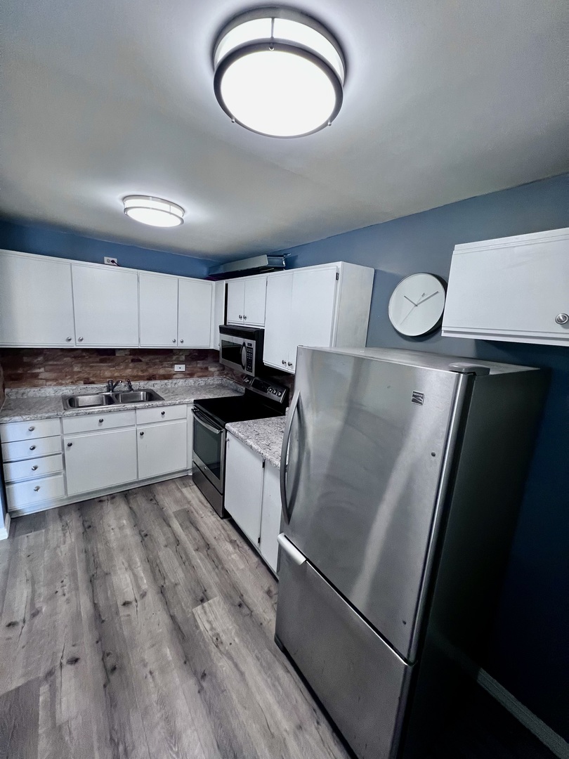 9545 S Kedzie Avenue #3I, Evergreen Park, IL 60805
