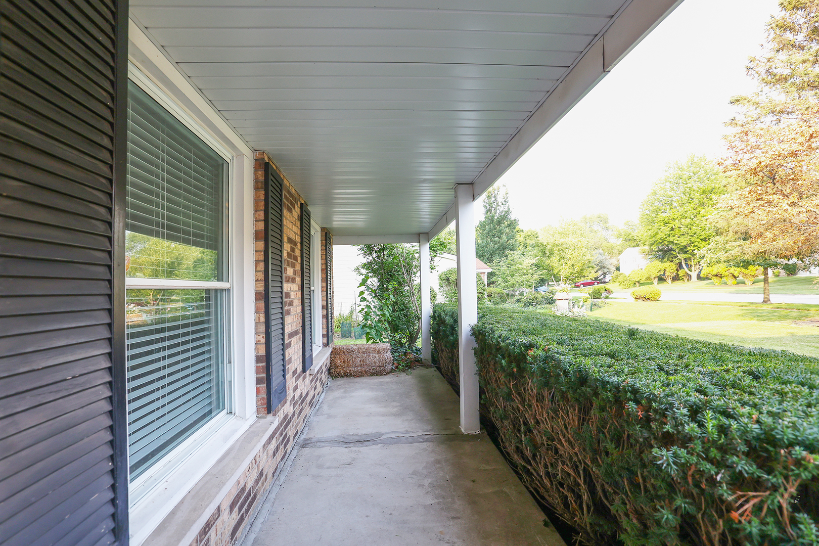 1329 STONEGATE Road, Naperville, IL 60540