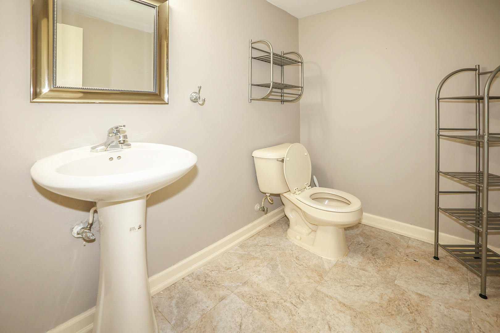 1329 STONEGATE Road, Naperville, IL 60540