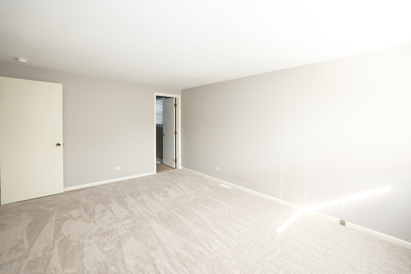 1329 STONEGATE Road, Naperville, IL 60540