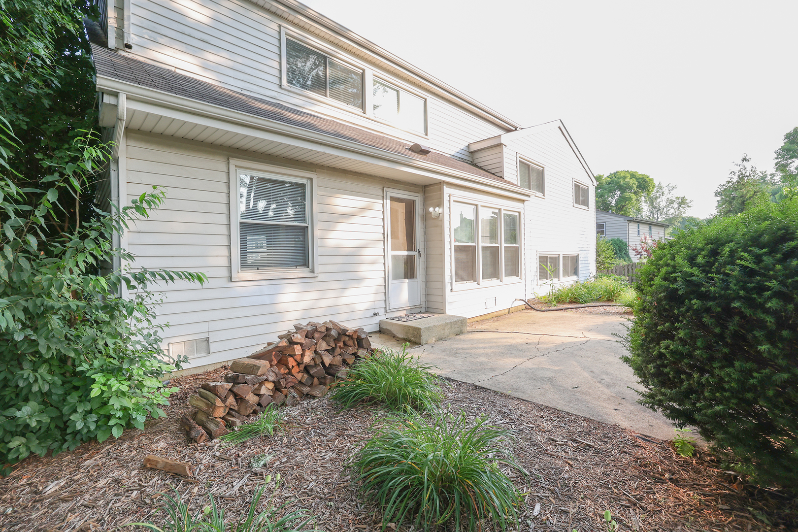 1329 STONEGATE Road, Naperville, IL 60540