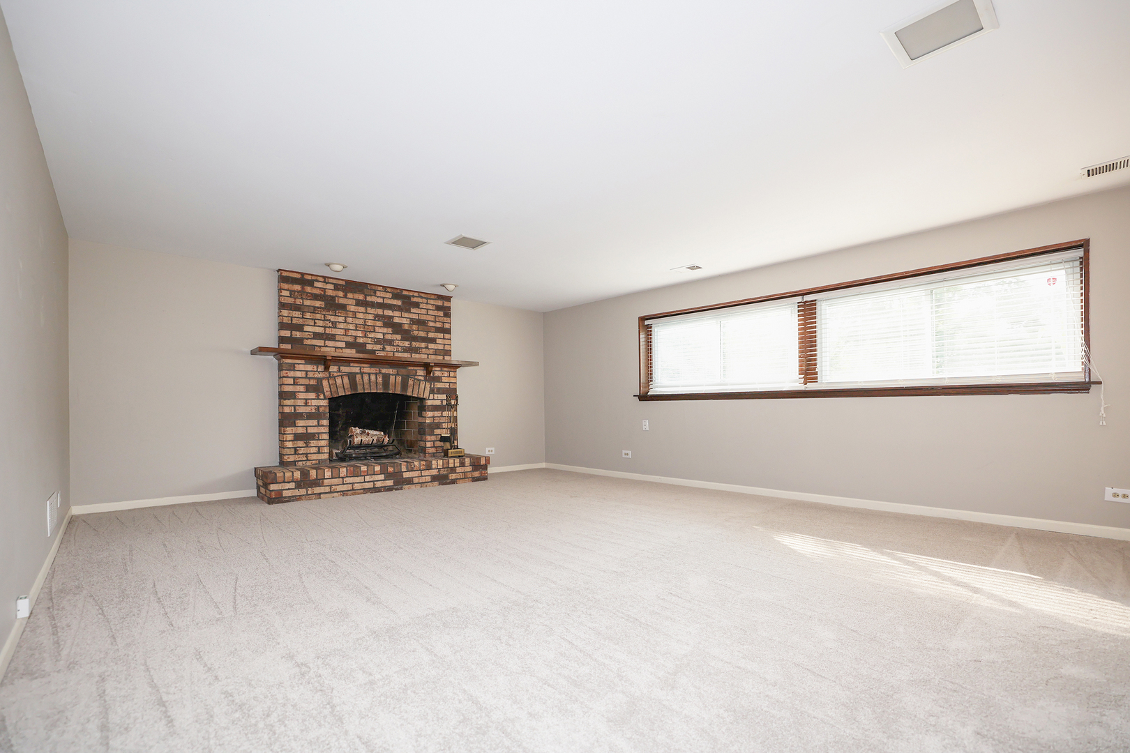 1329 STONEGATE Road, Naperville, IL 60540