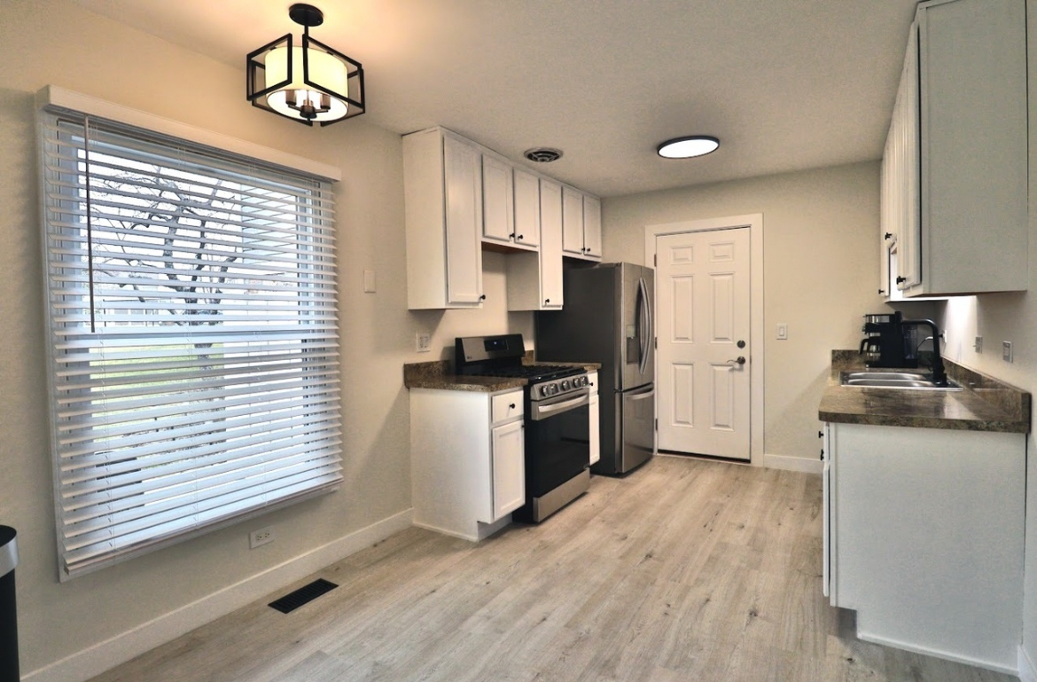 1053 Newport Harbor #1053, Schaumburg, IL 60193