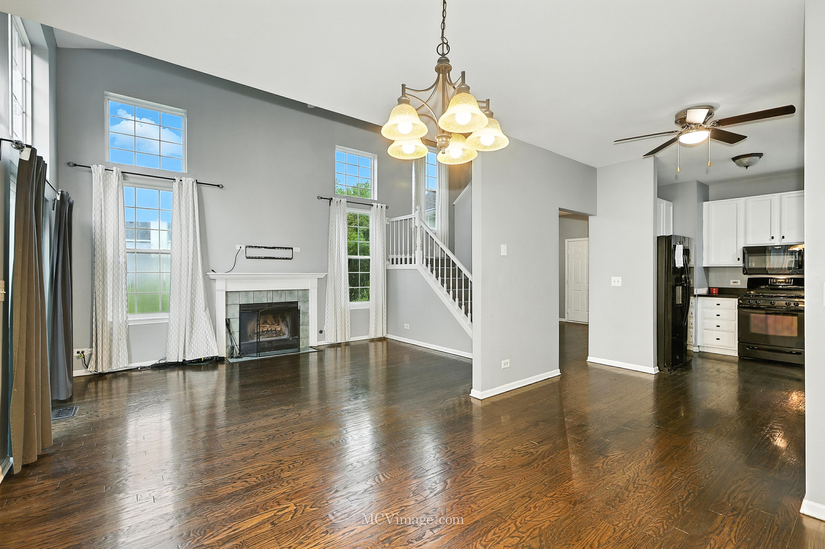 411 Huntington Court, Oswego, IL 60543