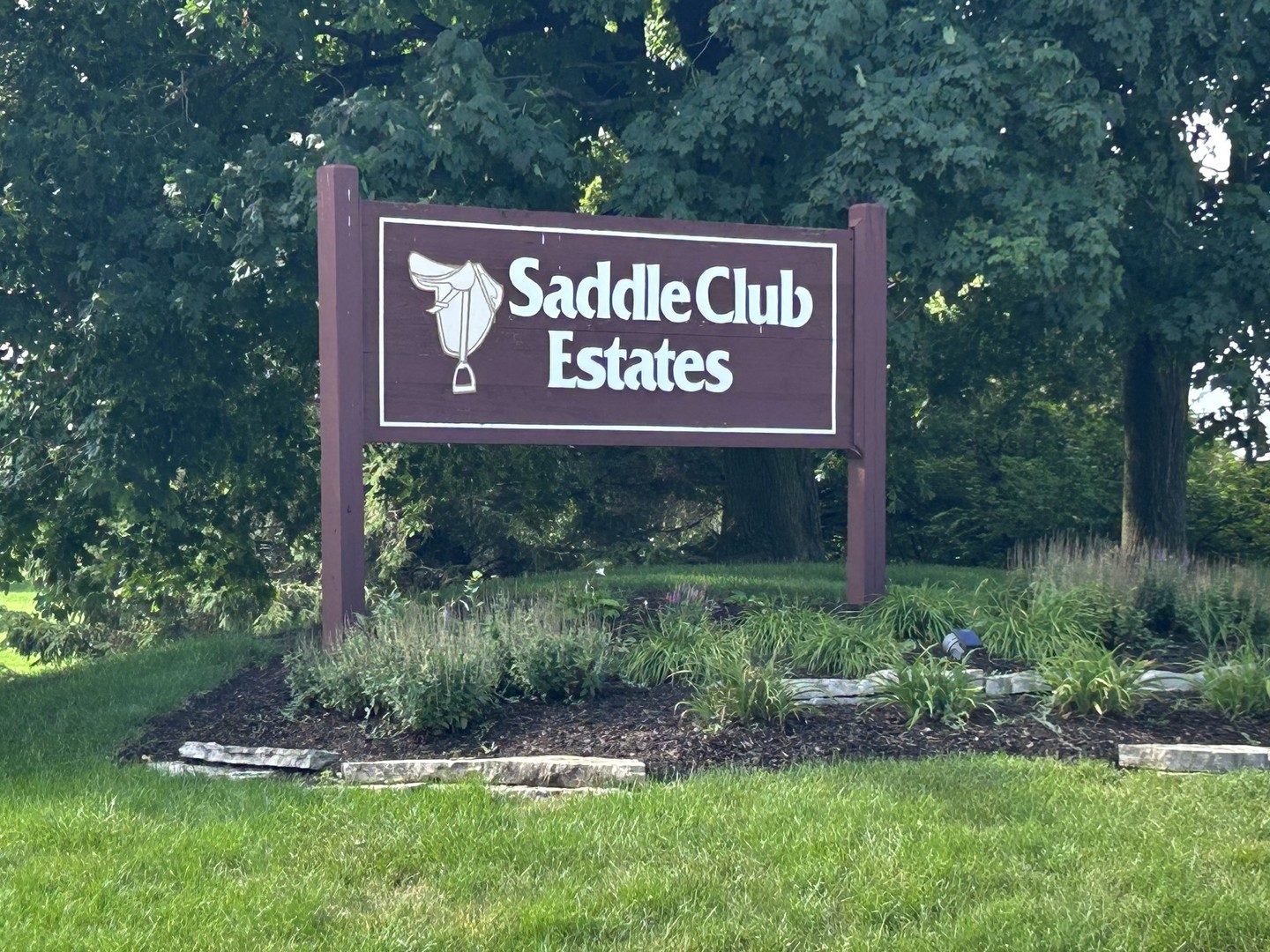 603 Arlington Parkway, Sleepy Hollow, IL 60118