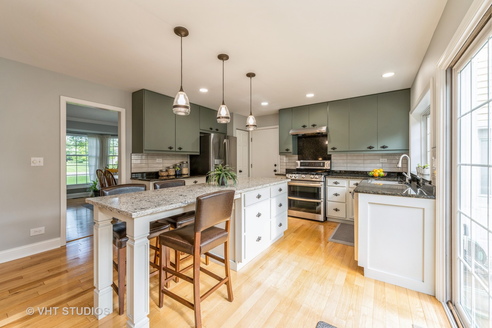 603 Arlington Parkway, Sleepy Hollow, IL 60118