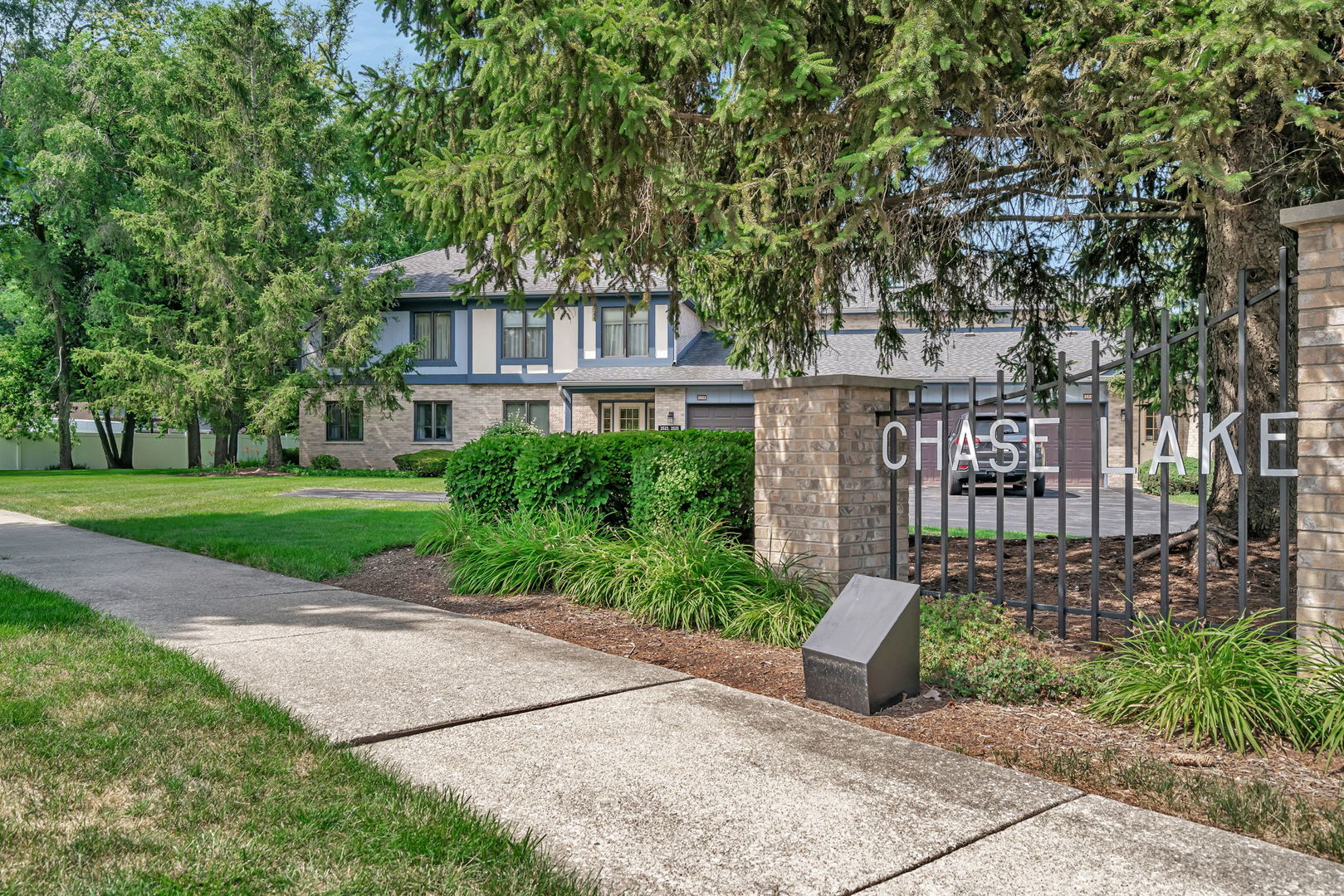 2525 Harbor Drive #2525, Joliet, IL 60431