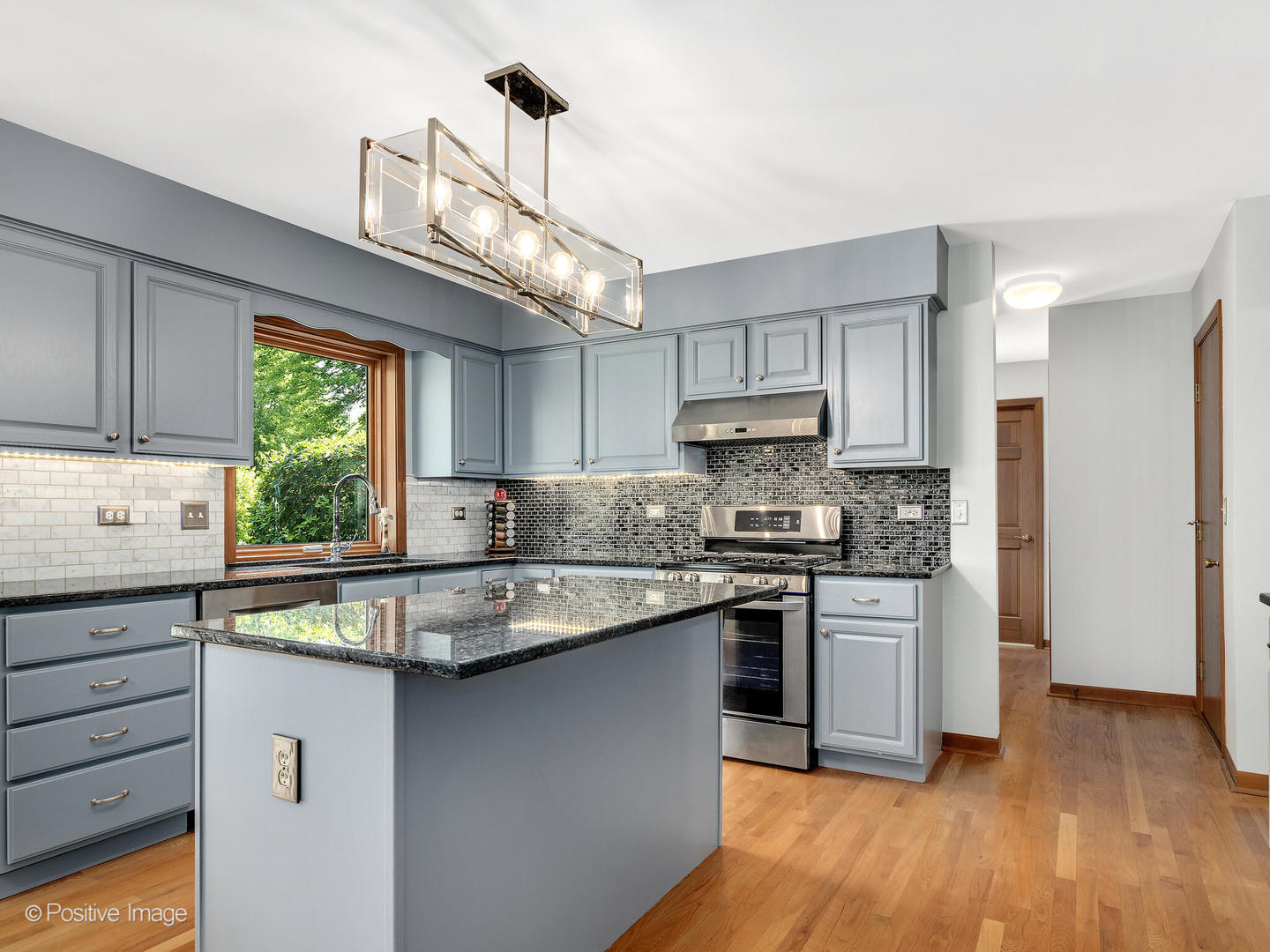 27W220 Jewell Road, Winfield, IL 60190