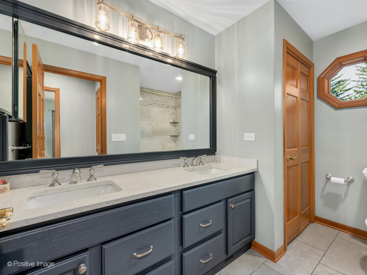 27W220 Jewell Road, Winfield, IL 60190