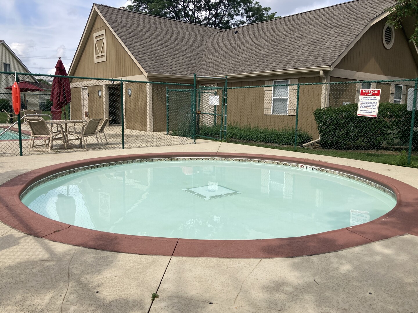 385 Newport Lane #D1, Bartlett, IL 60103
