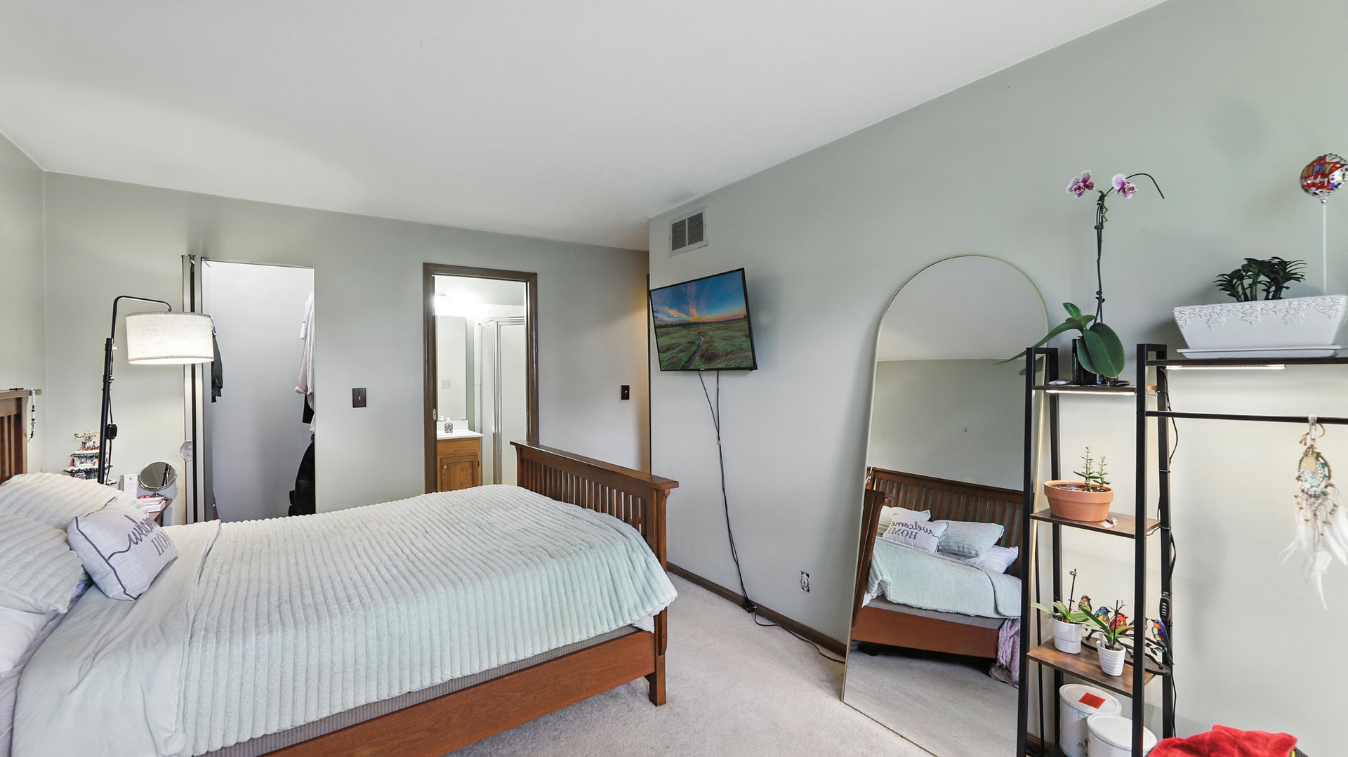 385 Newport Lane #D1, Bartlett, IL 60103