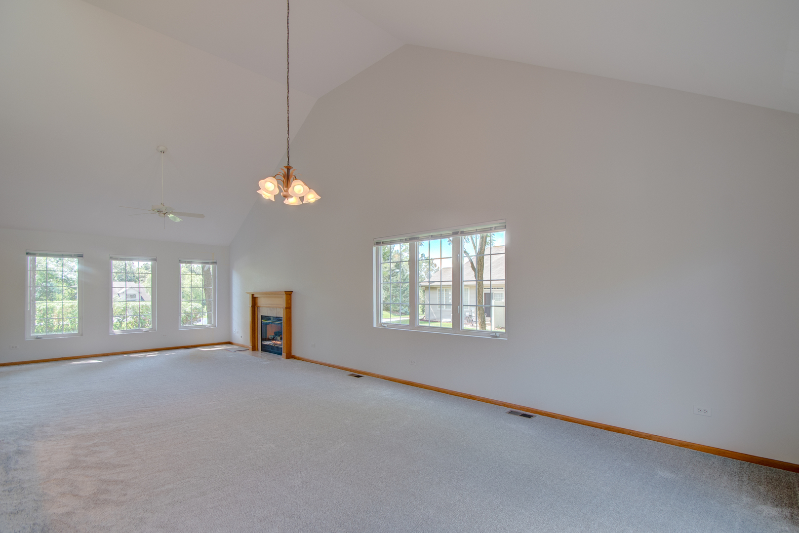 93 W Richton Road, Crete, IL 60417