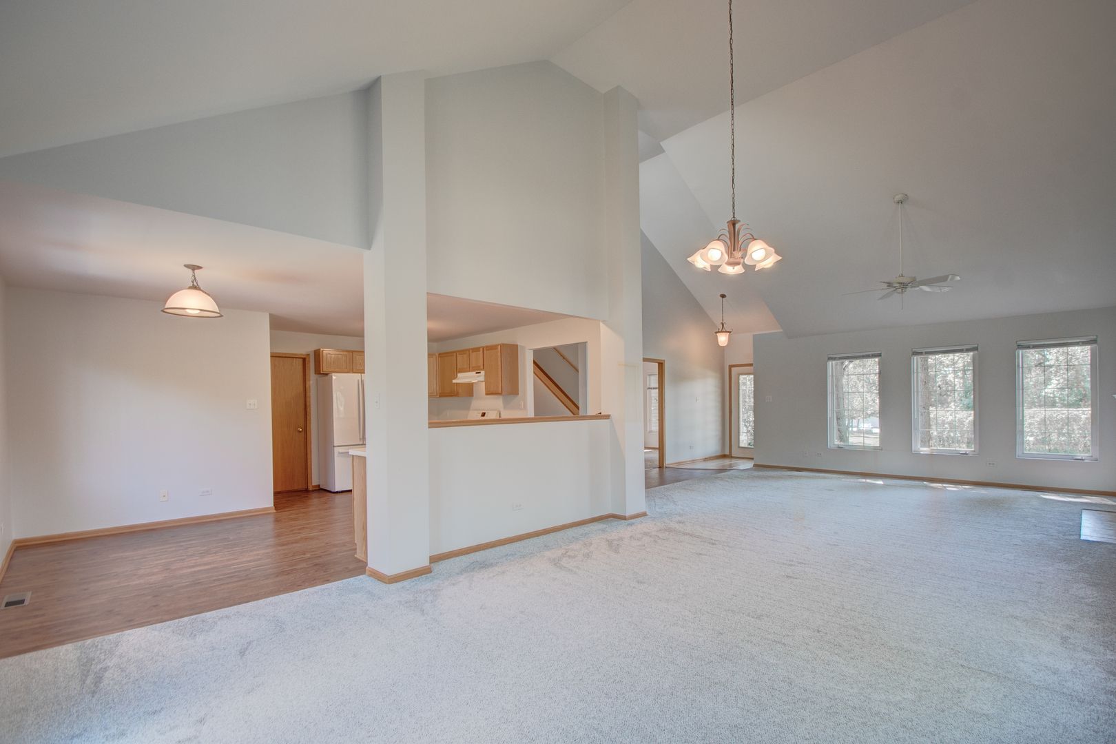 93 W Richton Road, Crete, IL 60417