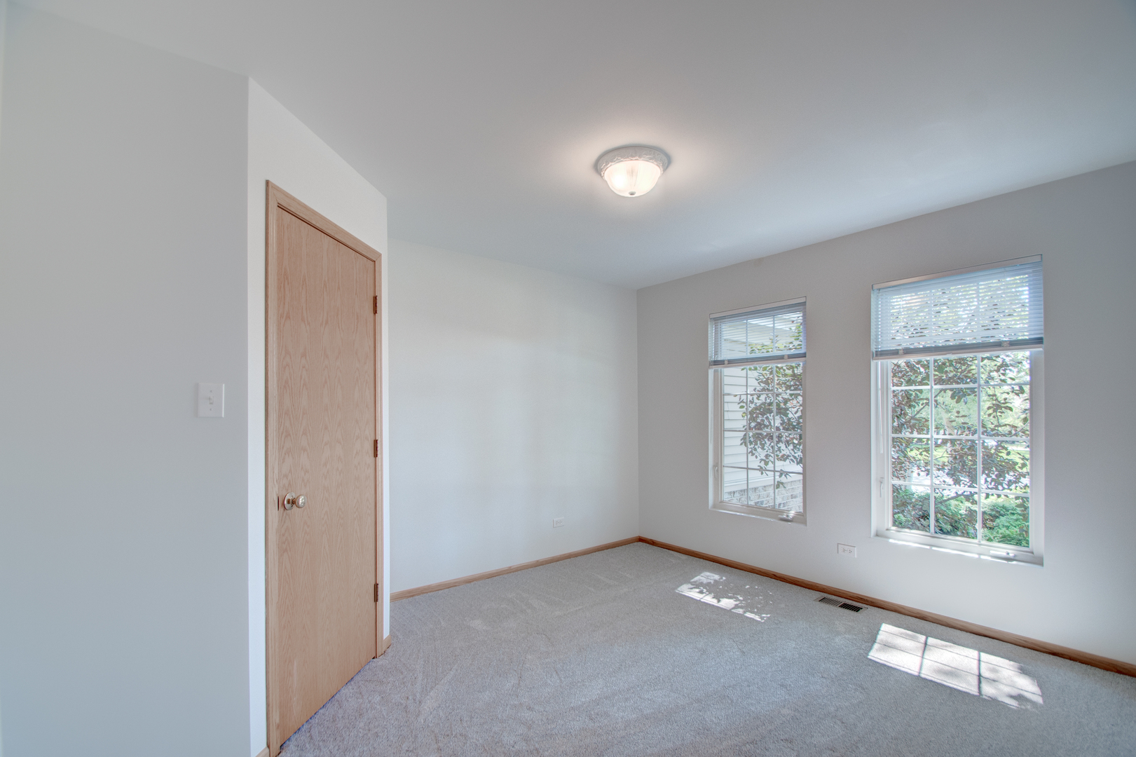 93 W Richton Road, Crete, IL 60417
