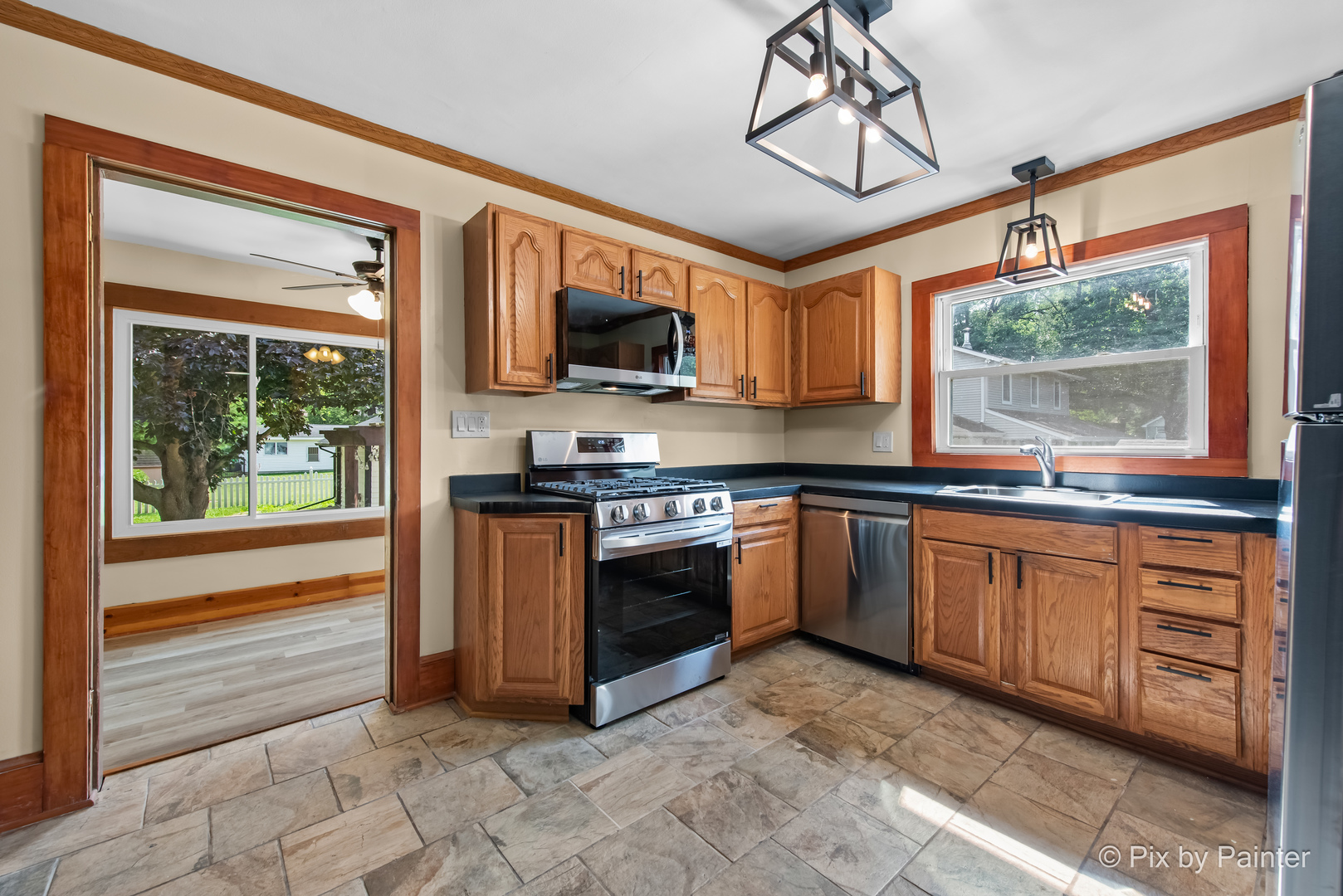 503 N River Road, Fox River Grove, IL 60021