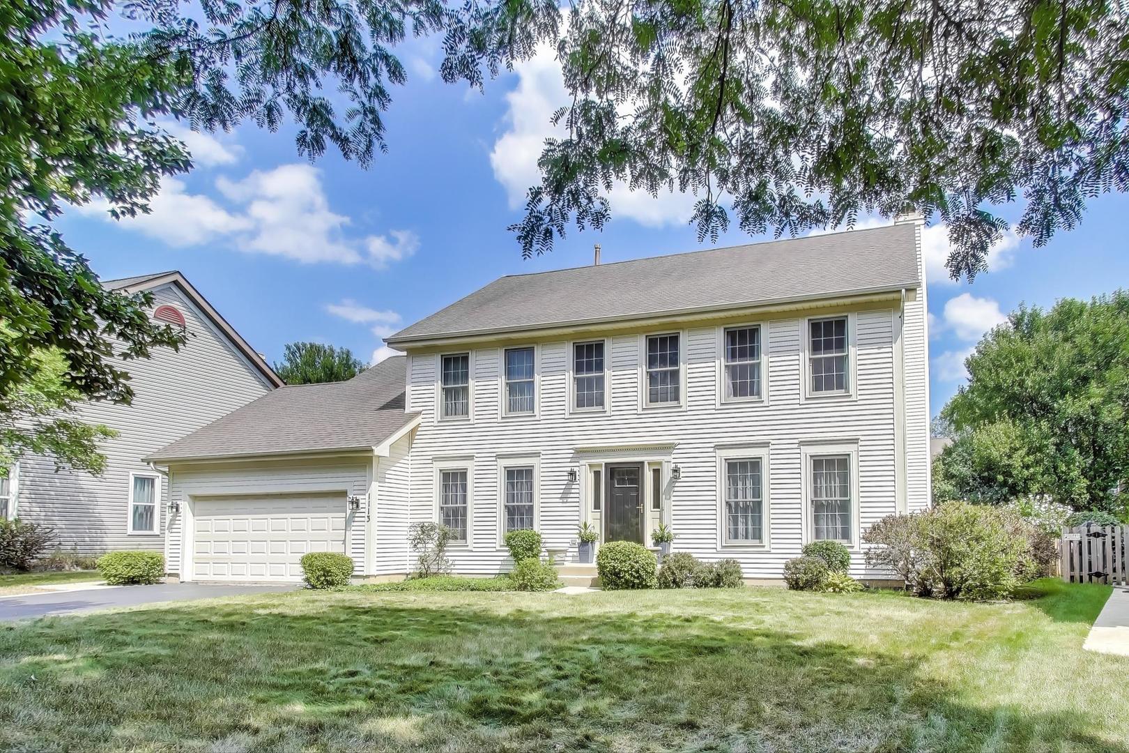1113 Deep Woods Drive, Elgin, IL 60120