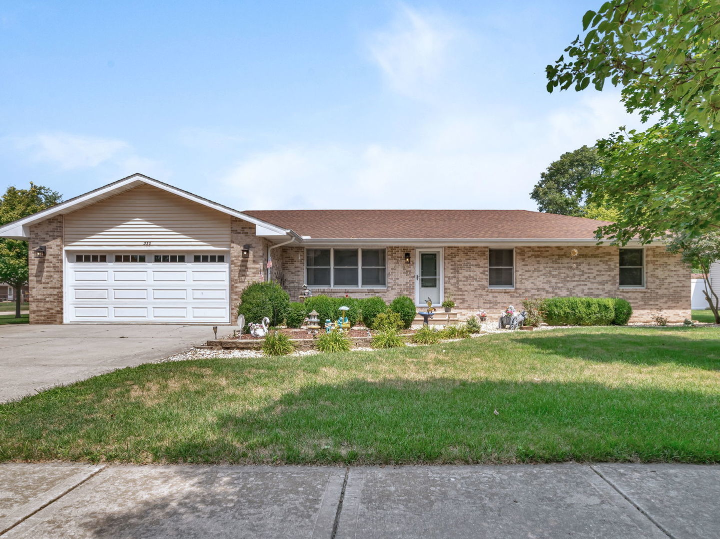 330 E Janet Drive, Braidwood, IL 60408