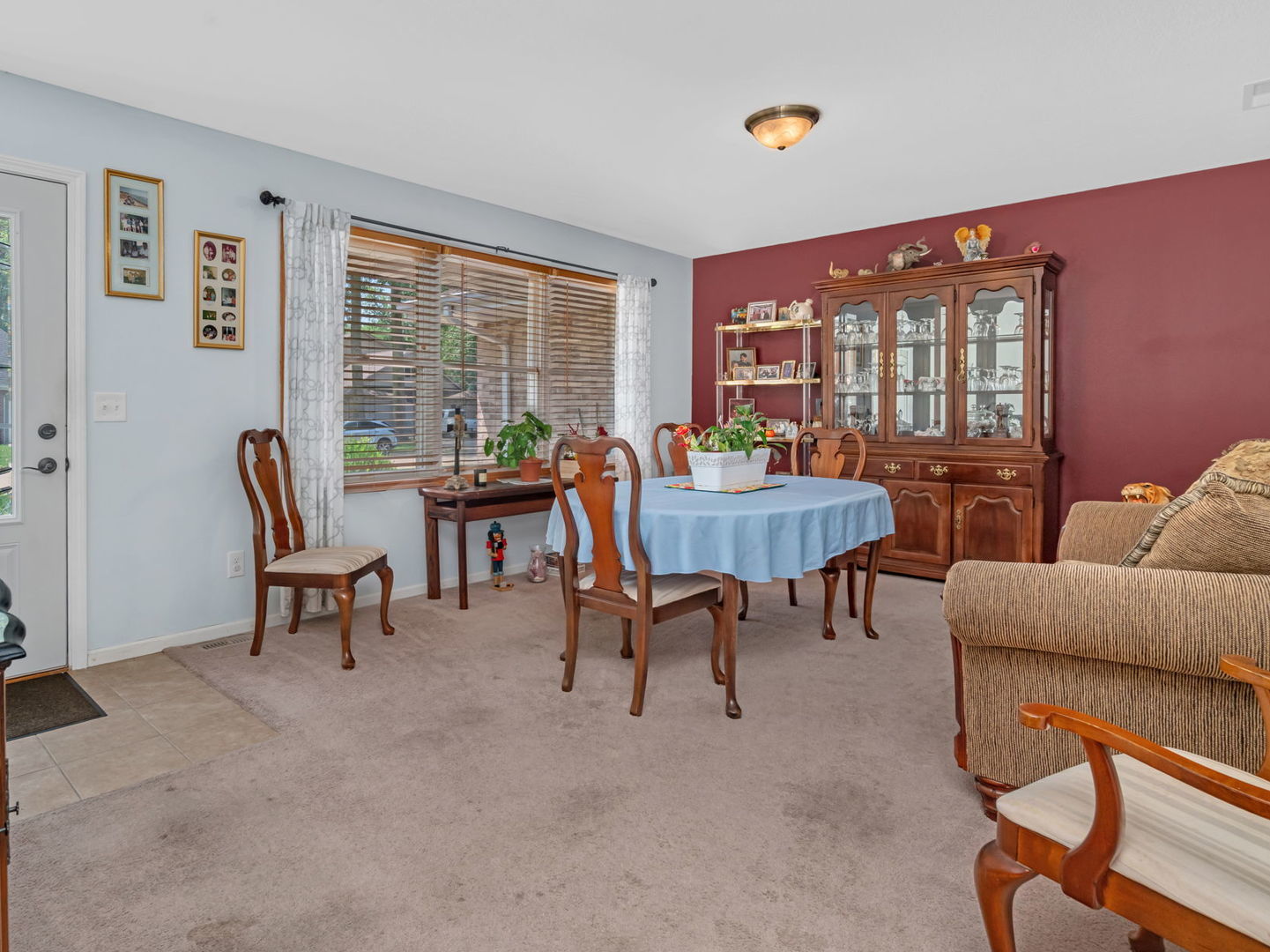 330 E Janet Drive, Braidwood, IL 60408