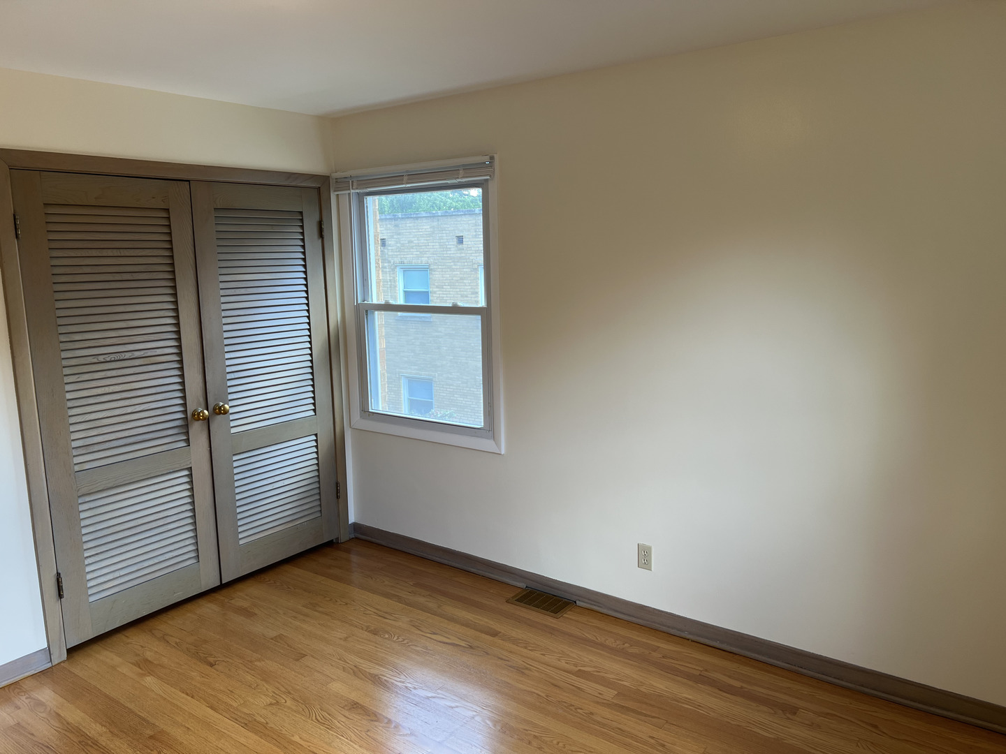 3014 Harlem Avenue #2, Riverside, IL 60546