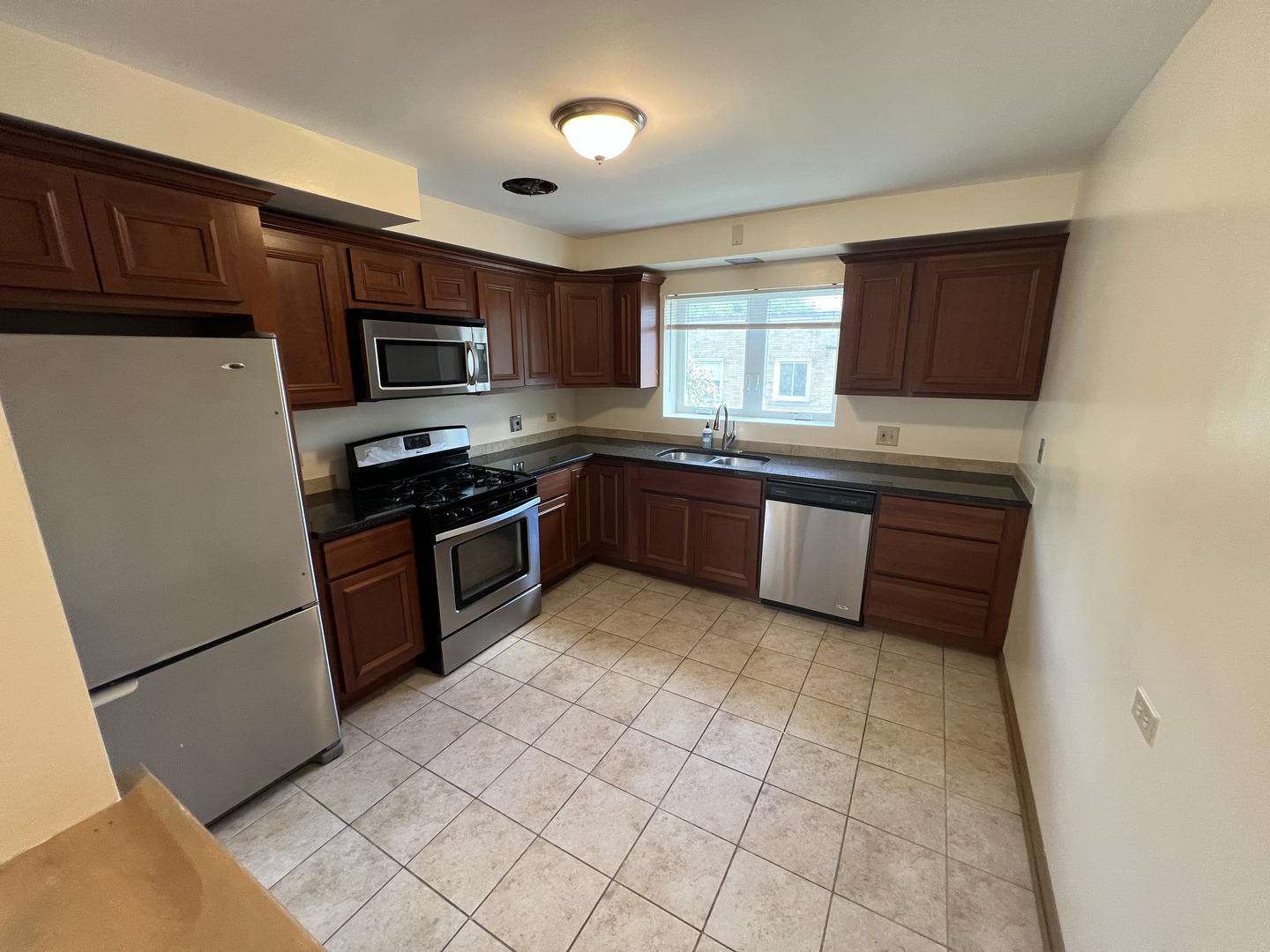 3014 Harlem Avenue #2, Riverside, IL 60546