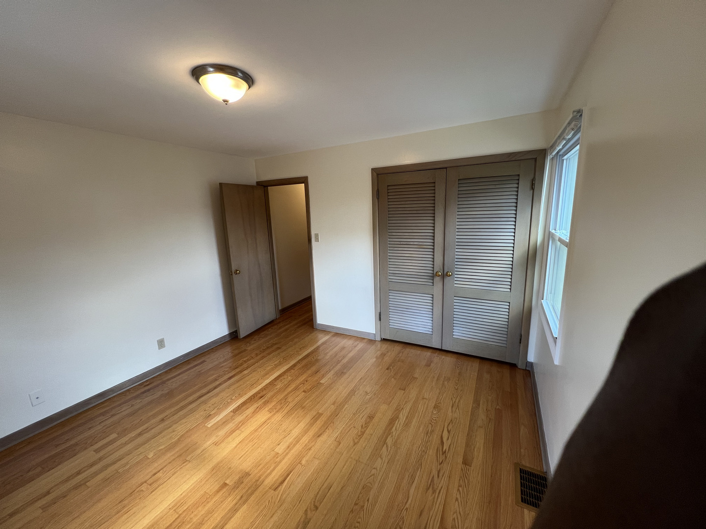 3014 Harlem Avenue #2, Riverside, IL 60546