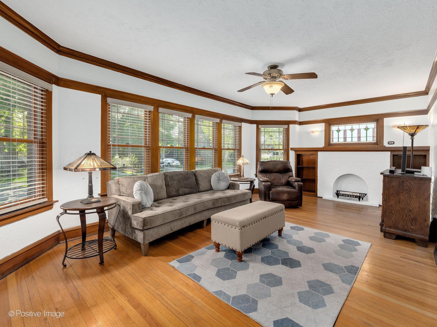 375 S BERKLEY Avenue, Elmhurst, IL 60126