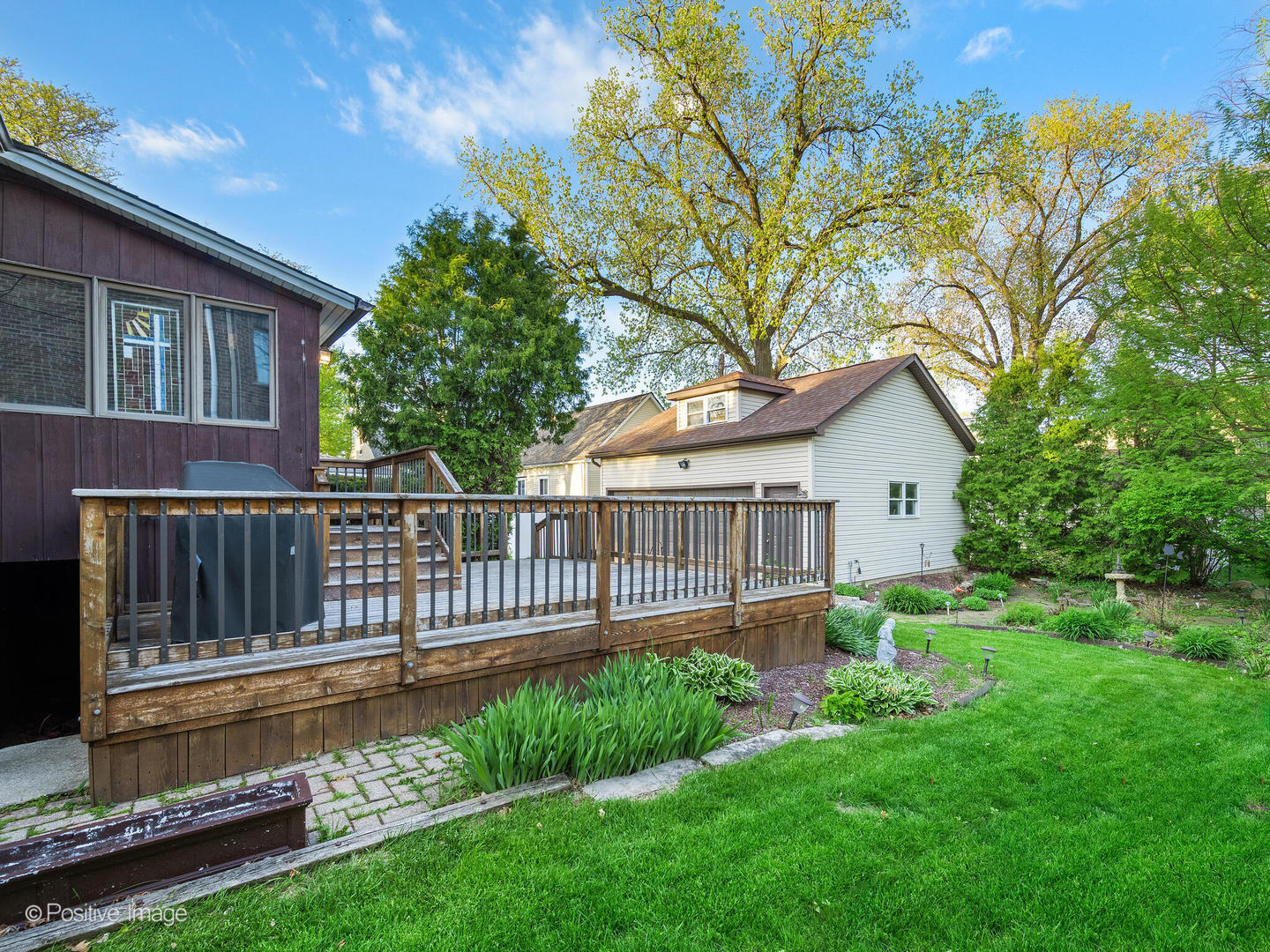375 S BERKLEY Avenue, Elmhurst, IL 60126