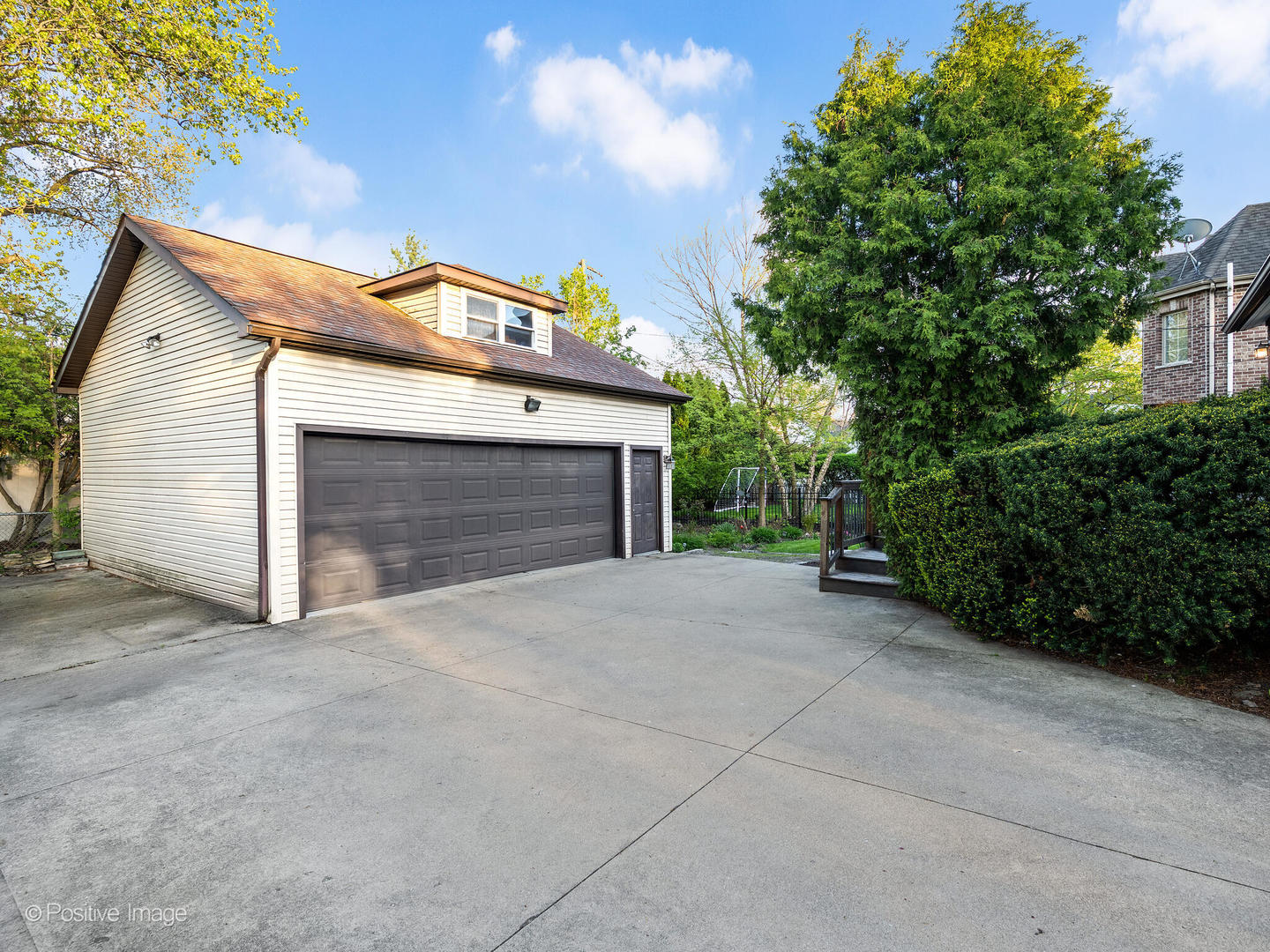 375 S BERKLEY Avenue, Elmhurst, IL 60126