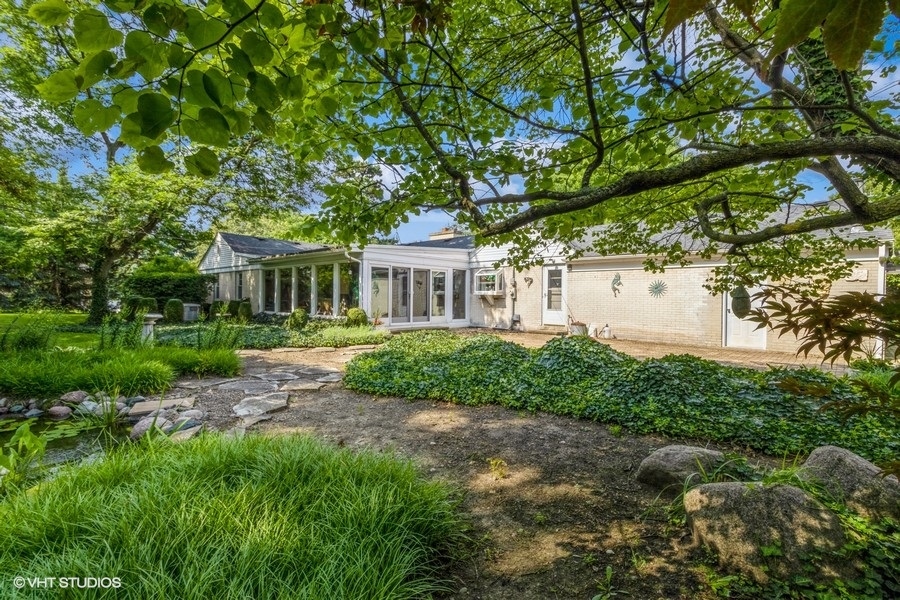 1105 N Harvard Avenue, Arlington Heights, IL 60004