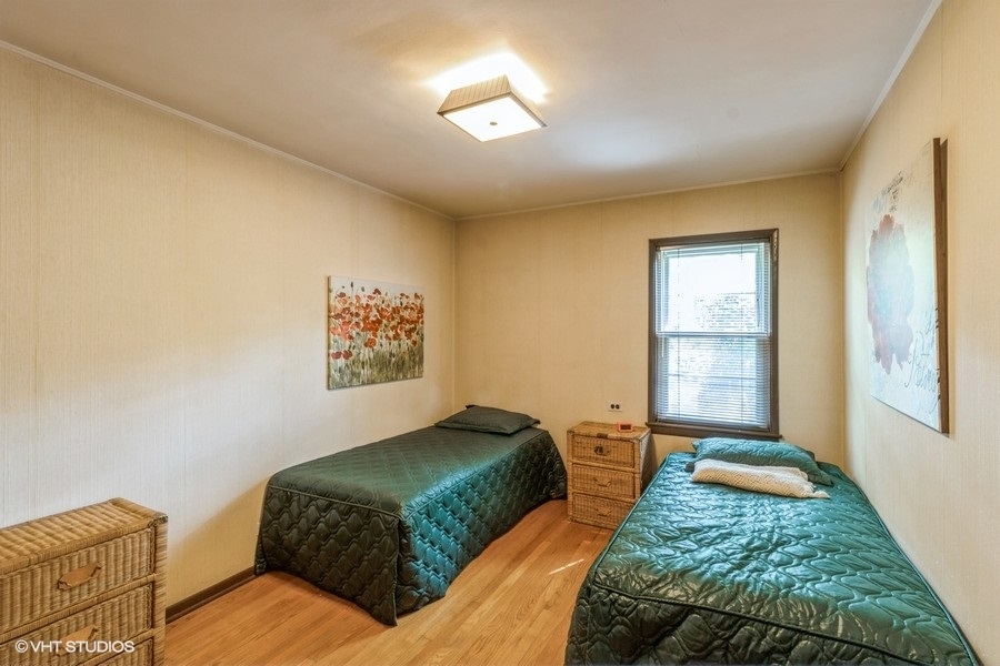1105 N Harvard Avenue, Arlington Heights, IL 60004
