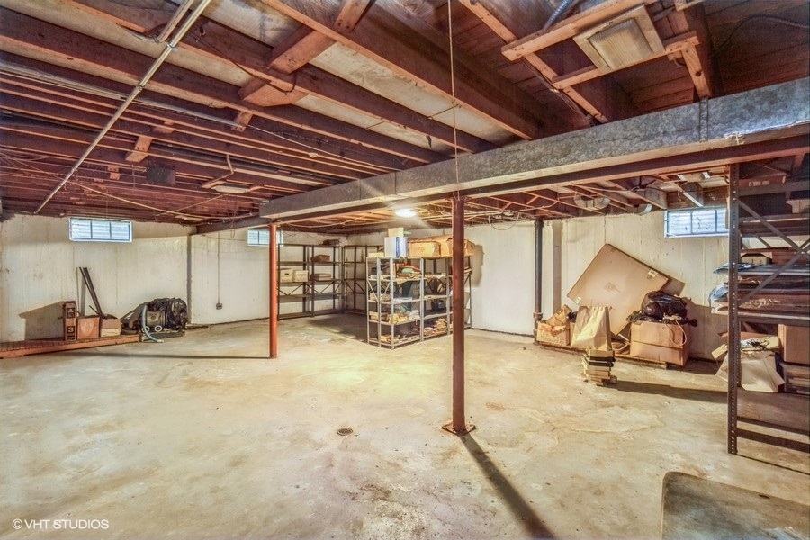 1105 N Harvard Avenue, Arlington Heights, IL 60004