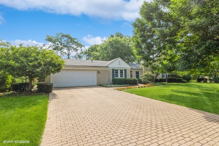 1105 N Harvard Avenue, Arlington Heights, IL 60004
