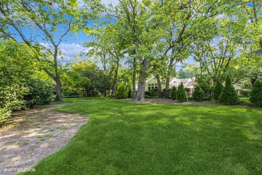 1105 N Harvard Avenue, Arlington Heights, IL 60004